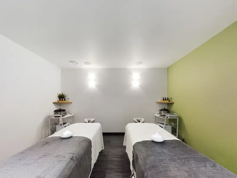 1-Twin-Massage-Room
